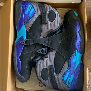 Jordan Aqua 8s (2015) In GREAT condition.